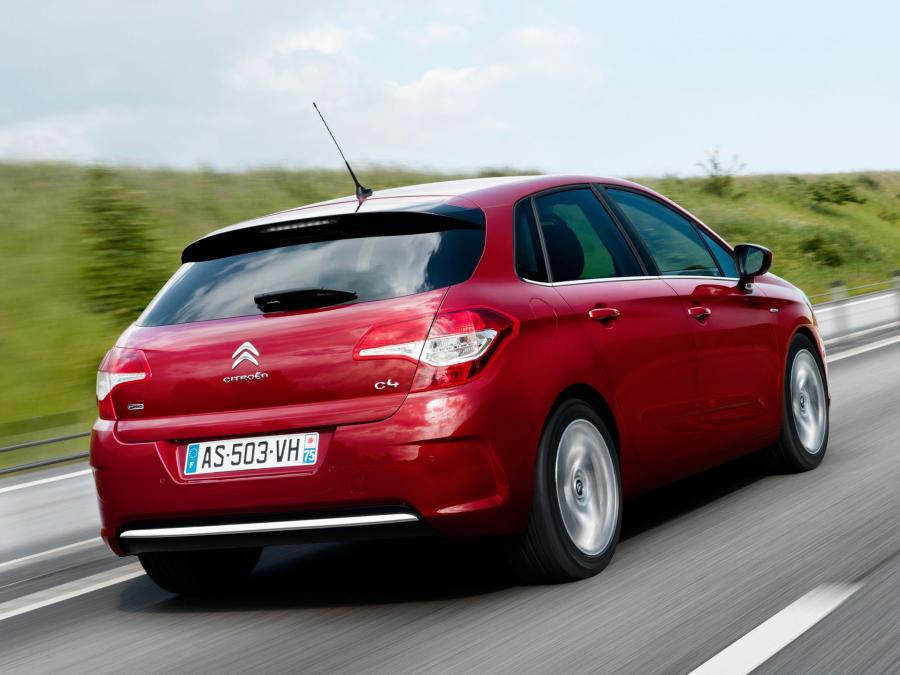  Citroen C4 2010 года  (фото 23 из 147)